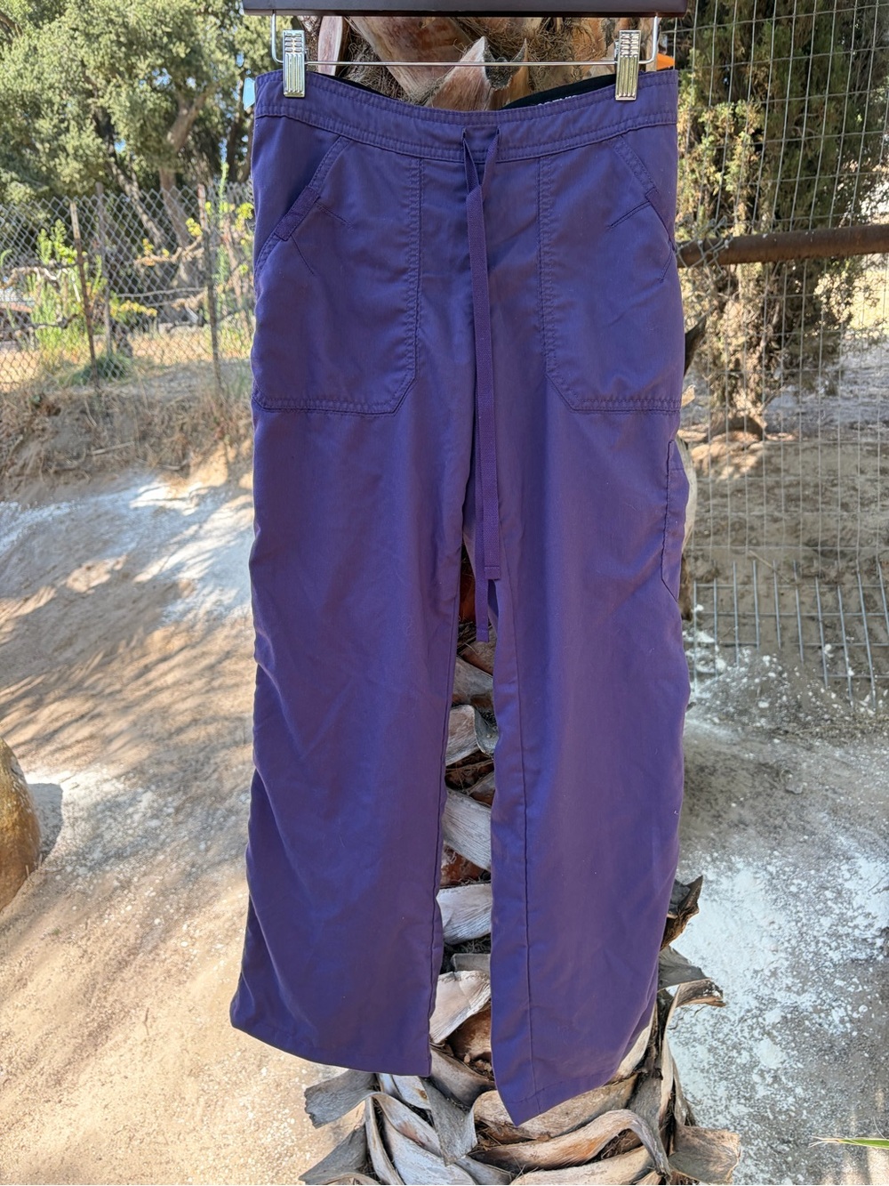 Women’s Grey’s Anatomy purple scrub pants. Nurse medical vet